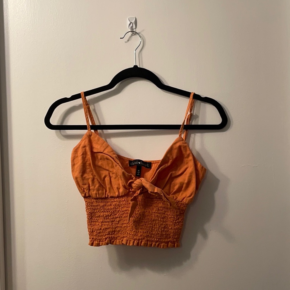 Crop top